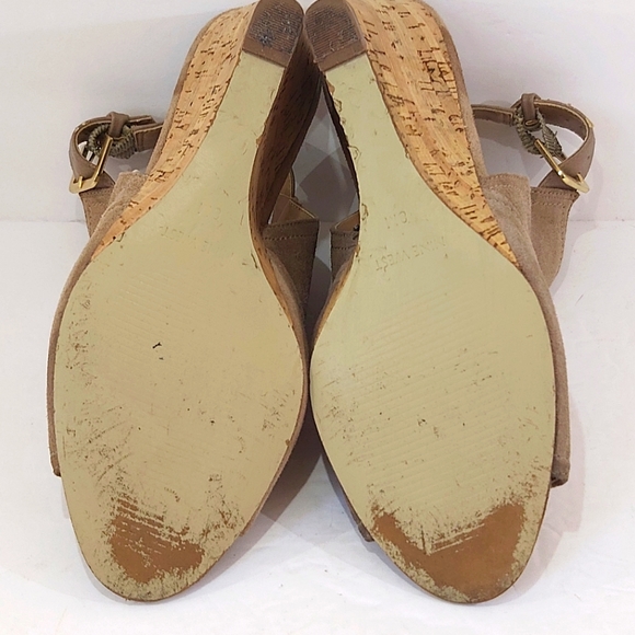 NINE WEST Women's Patono Faux Suede Wedge Sandals Nude Tan Size 8 - Picture 7 of 8